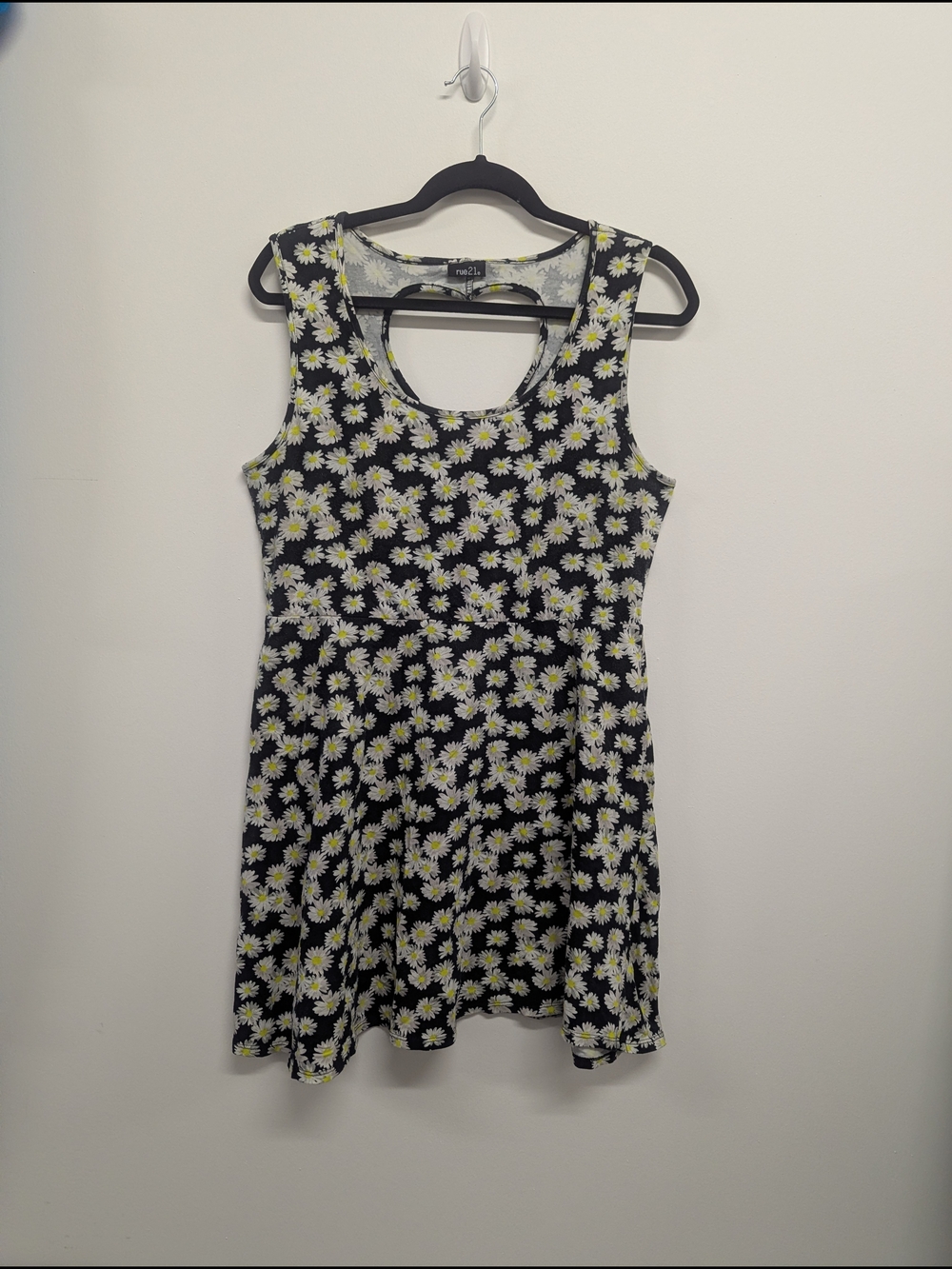 Rue21 Black Daisy Print Mini Dress with White and Yellow Flowers